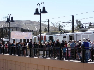 2013-04-26_w-line-opening08